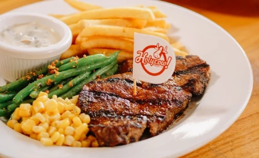 Ada Rencana Buka Puasa Bersama? di HOLYCOW! Saja