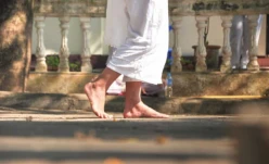 Barefoot Meditation, Solusi Meditasi untuk Kamu yang Tidak Betah Duduk