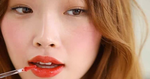 6 Rekomendasi Lip Tint Asal Korea Selatan yang Menarik untuk Dicoba