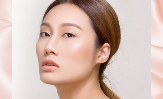Review ULTIMA II Wonderwear Cream Make Up Foundation