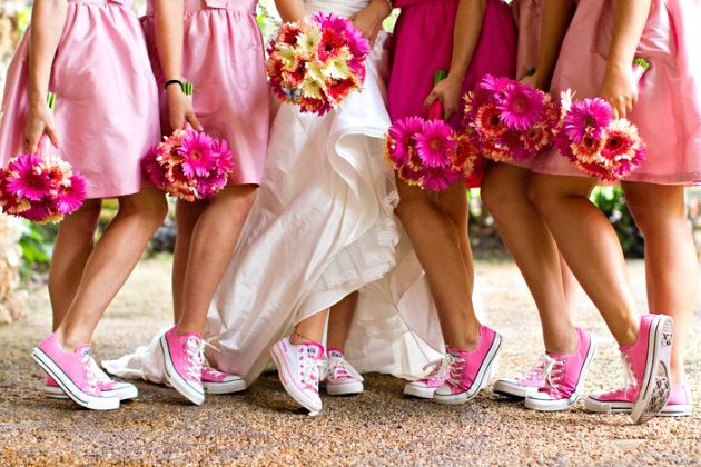 Cara Unik Memadukan Busana Pengantin 