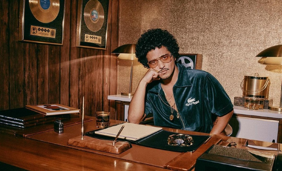 Bruno Mars 
