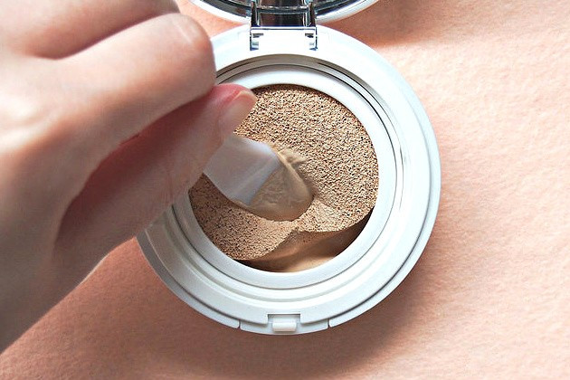 Meskipun Sedang Populer Cushion Compact Foundation Dianggap Kurang Higienis Benarkah Glitzmedia Co